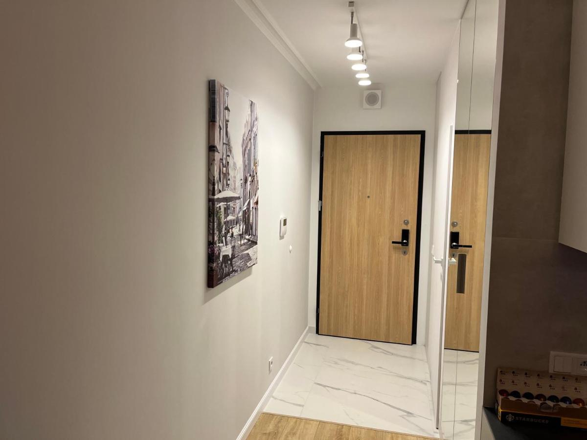 Warsaw Home Suites Apartment *