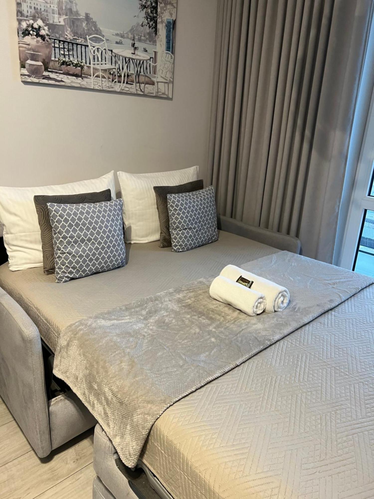 Warsaw Home Suites Apartment